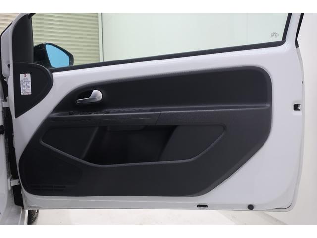 �t�H���N�X���[�Q���́A�����ȎԂł��낤�Ƒ傫�ȎԂł��낤�ƁA�i���ƈ��S���Ɉ�؂̑Ë������܂���B�N���X�𒴂����{�f�B�����A�d���ȃh�A�̕܂艹�́A���ׂĂ̎Ԏ�ɋ��ʂ���h�邬�Ȃ��i���̏؂ł��B