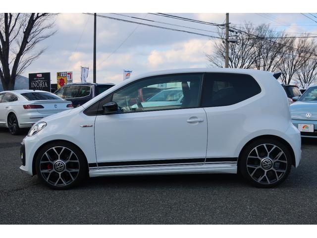 �t�H���N�X���[�Q���̓C���^�[�i�V���i���E�G���W���E�J�[�E�I�u�E�U�E�C���[����{�J�[�E�I�u�E�U�E�C���[�Ȃǐ��E�ł����{�ł������]�����󂯂Ă��܂��B�A���Ԃ����߂ĂƂ������ɑ����I�΂�Ă��܂��I