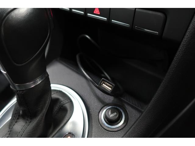 ザ・ビートル デザインレザーパッケージ　黒革シート　シートヒーター　純正ナビＴＶ　バックカメラ　Ｂｌｕｅｔｏｏｔｈ　クルーズコントロール　ＥＴＣ　１７インチ純正ホイール　スペアキー　禁煙車　ＨＩＤヘッドランプ　ＵＳＢ接続ケーブル（18枚目）