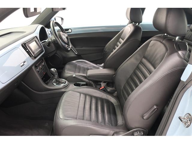 ザ・ビートル デザインレザーパッケージ　黒革シート　シートヒーター　純正ナビＴＶ　バックカメラ　Ｂｌｕｅｔｏｏｔｈ　クルーズコントロール　ＥＴＣ　１７インチ純正ホイール　スペアキー　禁煙車　ＨＩＤヘッドランプ　ＵＳＢ接続ケーブル（30枚目）