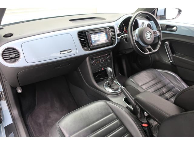 ザ・ビートル デザインレザーパッケージ　黒革シート　シートヒーター　純正ナビＴＶ　バックカメラ　Ｂｌｕｅｔｏｏｔｈ　クルーズコントロール　ＥＴＣ　１７インチ純正ホイール　スペアキー　禁煙車　ＨＩＤヘッドランプ　ＵＳＢ接続ケーブル（31枚目）