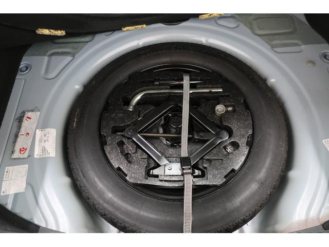 ザ・ビートル デザインレザーパッケージ　黒革シート　シートヒーター　純正ナビＴＶ　バックカメラ　Ｂｌｕｅｔｏｏｔｈ　クルーズコントロール　ＥＴＣ　１７インチ純正ホイール　スペアキー　禁煙車　ＨＩＤヘッドランプ　ＵＳＢ接続ケーブル（38枚目）