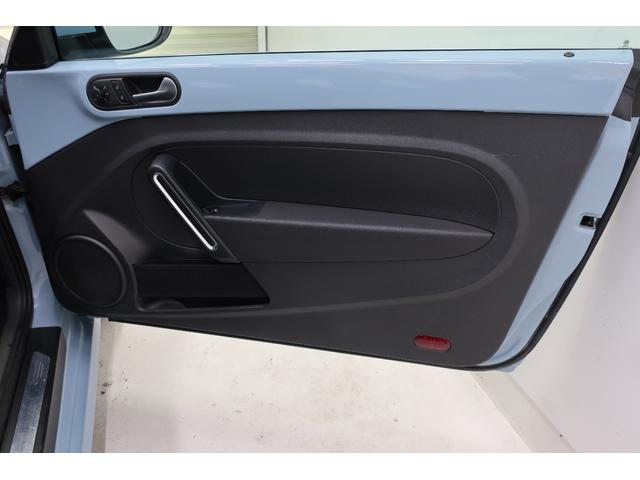 ザ・ビートル デザインレザーパッケージ　黒革シート　シートヒーター　純正ナビＴＶ　バックカメラ　Ｂｌｕｅｔｏｏｔｈ　クルーズコントロール　ＥＴＣ　１７インチ純正ホイール　スペアキー　禁煙車　ＨＩＤヘッドランプ　ＵＳＢ接続ケーブル（42枚目）