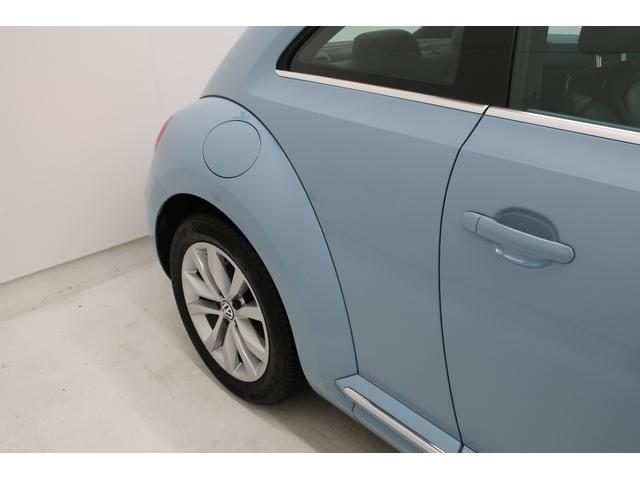 ザ・ビートル デザインレザーパッケージ　黒革シート　シートヒーター　純正ナビＴＶ　バックカメラ　Ｂｌｕｅｔｏｏｔｈ　クルーズコントロール　ＥＴＣ　１７インチ純正ホイール　スペアキー　禁煙車　ＨＩＤヘッドランプ　ＵＳＢ接続ケーブル（48枚目）