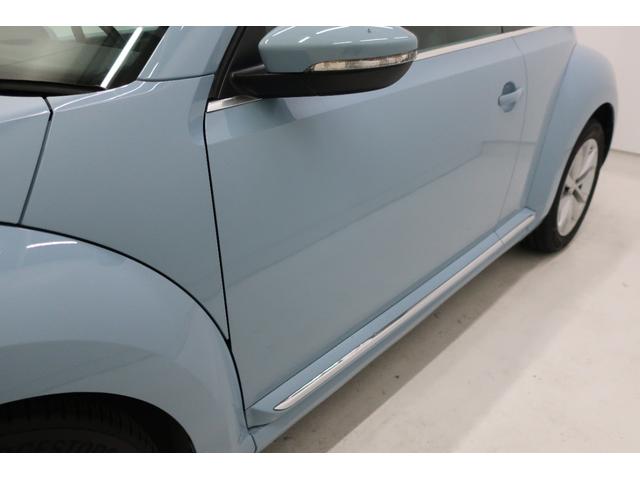 ザ・ビートル デザインレザーパッケージ　黒革シート　シートヒーター　純正ナビＴＶ　バックカメラ　Ｂｌｕｅｔｏｏｔｈ　クルーズコントロール　ＥＴＣ　１７インチ純正ホイール　スペアキー　禁煙車　ＨＩＤヘッドランプ　ＵＳＢ接続ケーブル（52枚目）