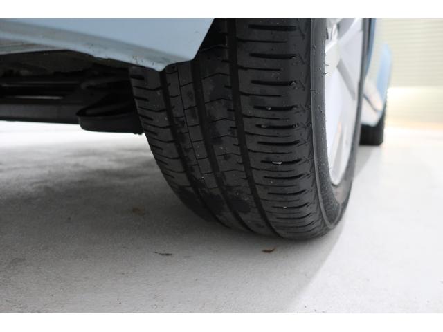 ザ・ビートル デザインレザーパッケージ　黒革シート　シートヒーター　純正ナビＴＶ　バックカメラ　Ｂｌｕｅｔｏｏｔｈ　クルーズコントロール　ＥＴＣ　１７インチ純正ホイール　スペアキー　禁煙車　ＨＩＤヘッドランプ　ＵＳＢ接続ケーブル（57枚目）