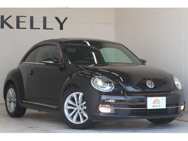 ザ・ビートル デザインレザーパッケージ　黒革シート　シートヒーター　社外ナビＴＶ　バックカメラ　ＥＴＣ　保証書　スペアキー　ＵＳＢ接続ケーブル　クルーズコントロール　パドルシフト　オートエアコン　１７インチ純正ホイール　ステアリングスイッチ（9枚目）