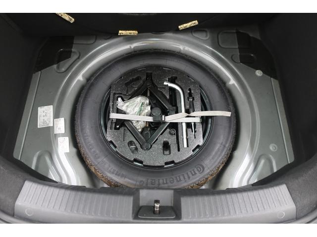 ザ・ビートル デザインレザーパッケージ　黒革シート　シートヒーター　社外ナビＴＶ　バックカメラ　ＥＴＣ　保証書　スペアキー　ＵＳＢ接続ケーブル　クルーズコントロール　パドルシフト　オートエアコン　１７インチ純正ホイール　ステアリングスイッチ（46枚目）