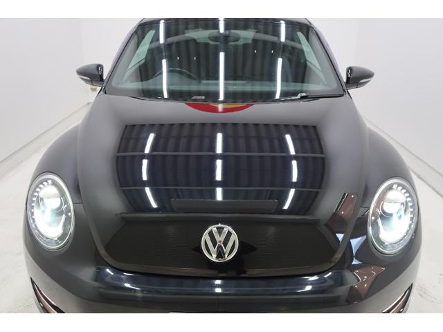 ザ・ビートル デザインレザーパッケージ　黒革シート　シートヒーター　社外ナビＴＶ　バックカメラ　ＥＴＣ　保証書　スペアキー　ＵＳＢ接続ケーブル　クルーズコントロール　パドルシフト　オートエアコン　１７インチ純正ホイール　ステアリングスイッチ（49枚目）