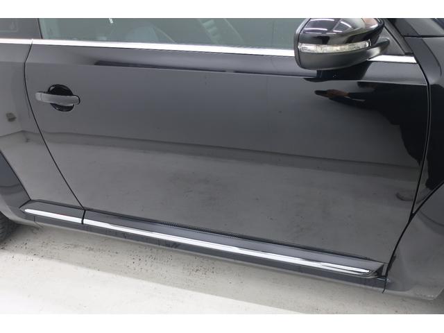 ザ・ビートル デザインレザーパッケージ　黒革シート　シートヒーター　社外ナビＴＶ　バックカメラ　ＥＴＣ　保証書　スペアキー　ＵＳＢ接続ケーブル　クルーズコントロール　パドルシフト　オートエアコン　１７インチ純正ホイール　ステアリングスイッチ（52枚目）