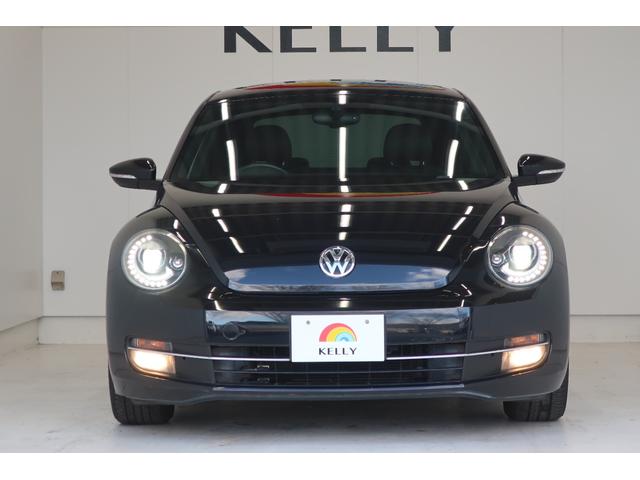 �t�H���N�X���[�Q���́A�����ȎԂł��낤�Ƒ傫�ȎԂł��낤�ƁA�i���ƈ��S���Ɉ�؂̑Ë������܂���B�N���X�𒴂����{�f�B�����A�d���ȃh�A�̕܂艹�́A���ׂĂ̎Ԏ�ɋ��ʂ���h�邬�Ȃ��i���̏؂ł��B