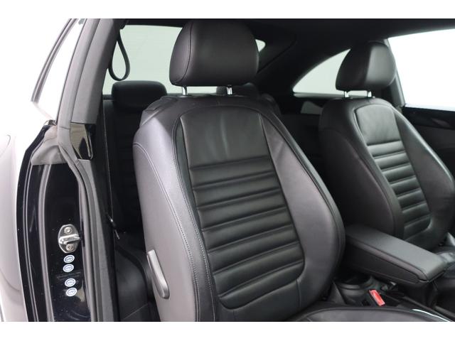 �t�H���N�X���[�Q���́A�����ȎԂł��낤�Ƒ傫�ȎԂł��낤�ƁA�i���ƈ��S���Ɉ�؂̑Ë������܂���B�N���X�𒴂����{�f�B�����A�d���ȃh�A�̕܂艹�́A���ׂĂ̎Ԏ�ɋ��ʂ���h�邬�Ȃ��i���̏؂ł��B