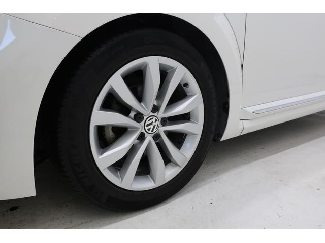 �t�H���N�X���[�Q���́A�����ȎԂł��낤�Ƒ傫�ȎԂł��낤�ƁA�i���ƈ��S���Ɉ�؂̑Ë������܂���B�N���X�𒴂����{�f�B�����A�d���ȃh�A�̕܂艹�́A���ׂĂ̎Ԏ�ɋ��ʂ���h�邬�Ȃ��i���̏؂ł��B