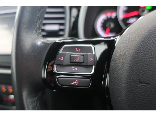 �t�H���N�X���[�Q���́A�����ȎԂł��낤�Ƒ傫�ȎԂł��낤�ƁA�i���ƈ��S���Ɉ�؂̑Ë������܂���B�N���X�𒴂����{�f�B�����A�d���ȃh�A�̕܂艹�́A���ׂĂ̎Ԏ�ɋ��ʂ���h�邬�Ȃ��i���̏؂ł��B