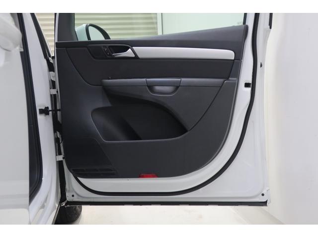 ���Ђł͓��ɂ����ԗ��͎��O�Ɏ�����s���ׂ����`�F�b�N��v���Ă���܂��B�G���W���A�~�b�V�����A�G�A�R���A���̑��ׂ����ӏ��܂Ō������s���ēW���v���Ă���܂��̂ň��S���Ă��������������I�I