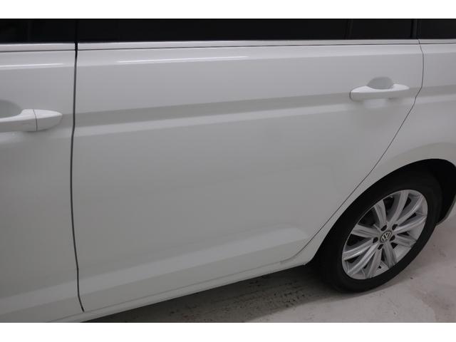 �t�H���N�X���[�Q���́A���x�������̃h�C�c�A�A�E�g�o�[���œO��I�ɒb��������Ă��܂����B������ł̈��|�I�Ȉ��萫�ƗD�ꂽ���s���\�́A�ߍ��Ȋ��Ő��܂ꂽ�u�v�Ԃ����E���̃h���C�o�[�ɑI�΂�闝�R�ł��B