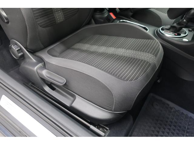 ザ・ビートル ターボ　サンルーフ　クールスターパッケージ　純正ナビＴＶ　３連メーター　Ｂｌｕｅｔｏｏｔｈ　スマートキー　プッシュスタート　ＥＴＣ　ＵＳＢ接続ケーブル　オートライト　オートエアコン　ステアリングスイッチ（27枚目）