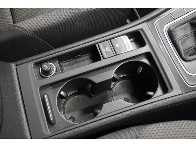 ���X�ɂ͒��ÎԔ̔��m�̎��i�ۗL�҂��ݐЂ��Ă���܂��B���ÎԂɊւ���m���Ȓm�������v�����A���q�l�̋^���s�����������A�����Ȏ��_����œK�Ȉ��I�т�S�͂ŃT�|�[�g�������܂��B���S���Ă��C�����������B