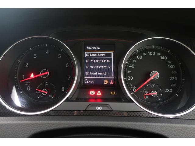 �t�H���N�X���[�Q���́A�����ȎԂł��낤�Ƒ傫�ȎԂł��낤�ƁA�i���ƈ��S���Ɉ�؂̑Ë������܂���B�N���X�𒴂����{�f�B�����A�d���ȃh�A�̕܂艹�́A���ׂĂ̎Ԏ�ɋ��ʂ���h�邬�Ȃ��i���̏؂ł��B