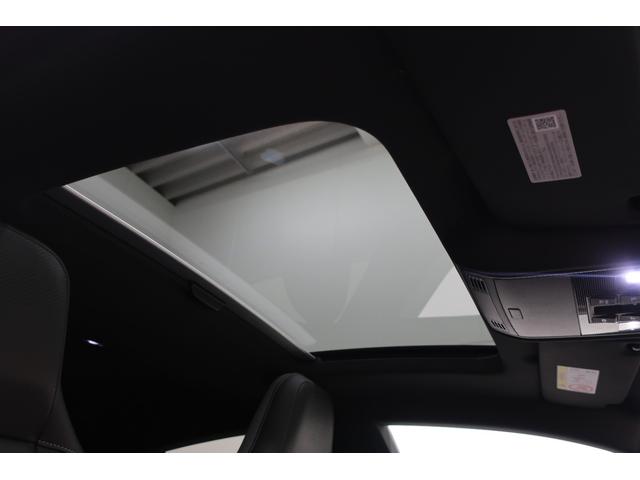アルテオン ＴＳＩ　４モーション　Ｒラインアドバンス　ワンオーナー　パノラマスライディングルーフ　革シート　純正ナビ　バックカメラ　ＨａｒｍａｎＫａｒｄｏｎプレミアムサウンド　２０インチ純正ホイール　ＬＥＤヘッドランプ　シートヒーター　記録簿　禁煙車（33枚目）