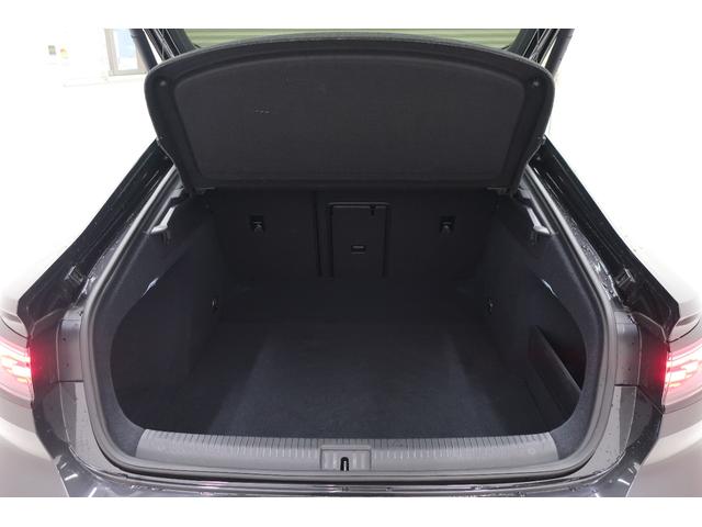 アルテオン ＴＳＩ　４モーション　Ｒラインアドバンス　ワンオーナー　パノラマスライディングルーフ　革シート　純正ナビ　バックカメラ　ＨａｒｍａｎＫａｒｄｏｎプレミアムサウンド　２０インチ純正ホイール　ＬＥＤヘッドランプ　シートヒーター　記録簿　禁煙車（43枚目）