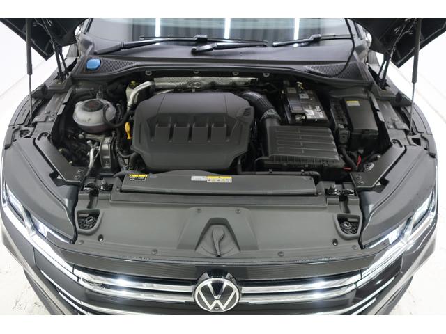 アルテオン ＴＳＩ　４モーション　Ｒラインアドバンス　ワンオーナー　パノラマスライディングルーフ　革シート　純正ナビ　バックカメラ　ＨａｒｍａｎＫａｒｄｏｎプレミアムサウンド　２０インチ純正ホイール　ＬＥＤヘッドランプ　シートヒーター　記録簿　禁煙車（48枚目）