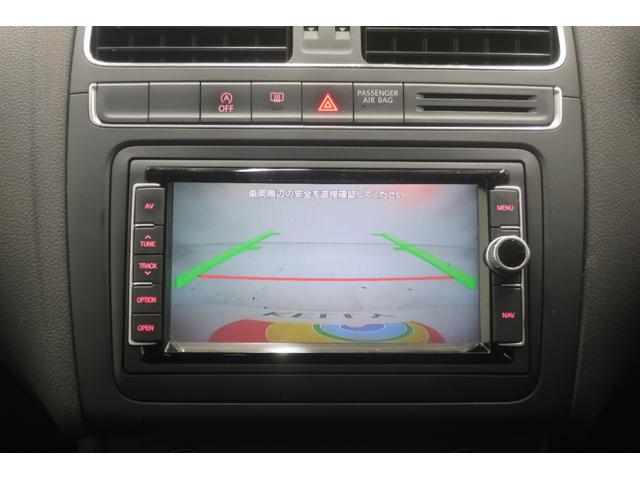 �t�H���N�X���[�Q���́A�����ȎԂł��낤�Ƒ傫�ȎԂł��낤�ƁA�i���ƈ��S���Ɉ�؂̑Ë������܂���B�N���X�𒴂����{�f�B�����A�d���ȃh�A�̕܂艹�́A���ׂĂ̎Ԏ�ɋ��ʂ���h�邬�Ȃ��i���̏؂ł��B