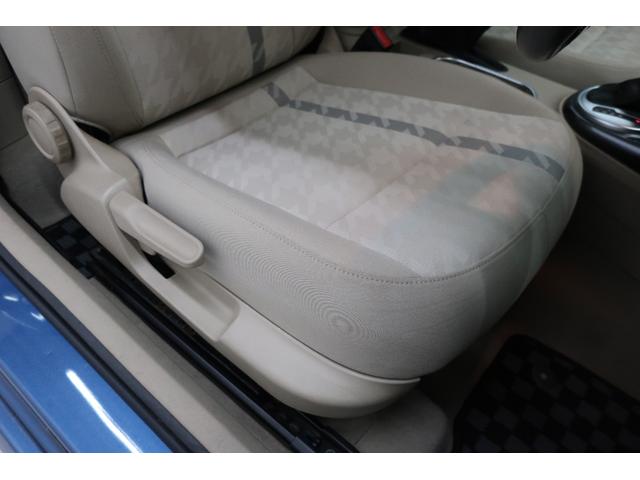 ザ・ビートル デザイン　ブラインドスポットディテクション　ＨＩＤヘッドランプ　純正ナビＴＶ　バックカメラ　ＥＴＣ　前後ドライブレコーダー　１６インチ純正ホイール　記録簿　スペアキー　禁煙車　スマートキー　プッシュスタート（31枚目）