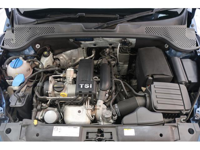 ザ・ビートル デザイン　ブラインドスポットディテクション　ＨＩＤヘッドランプ　純正ナビＴＶ　バックカメラ　ＥＴＣ　前後ドライブレコーダー　１６インチ純正ホイール　記録簿　スペアキー　禁煙車　スマートキー　プッシュスタート（49枚目）