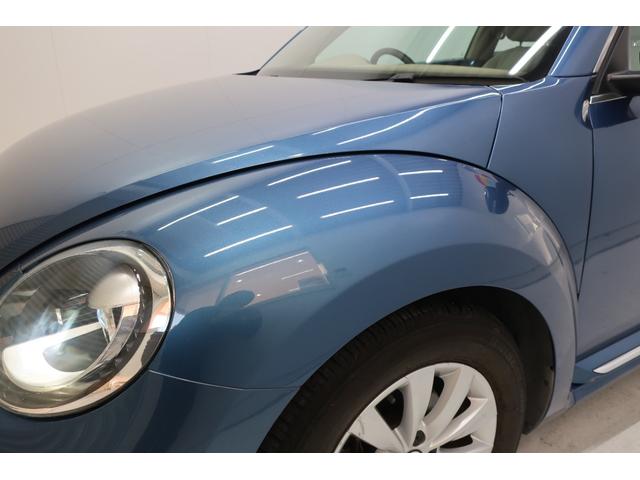 ザ・ビートル デザイン　ブラインドスポットディテクション　ＨＩＤヘッドランプ　純正ナビＴＶ　バックカメラ　ＥＴＣ　前後ドライブレコーダー　１６インチ純正ホイール　記録簿　スペアキー　禁煙車　スマートキー　プッシュスタート（57枚目）