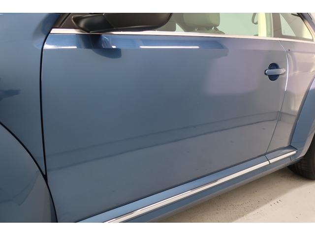 ザ・ビートル デザイン　ブラインドスポットディテクション　ＨＩＤヘッドランプ　純正ナビＴＶ　バックカメラ　ＥＴＣ　前後ドライブレコーダー　１６インチ純正ホイール　記録簿　スペアキー　禁煙車　スマートキー　プッシュスタート（58枚目）