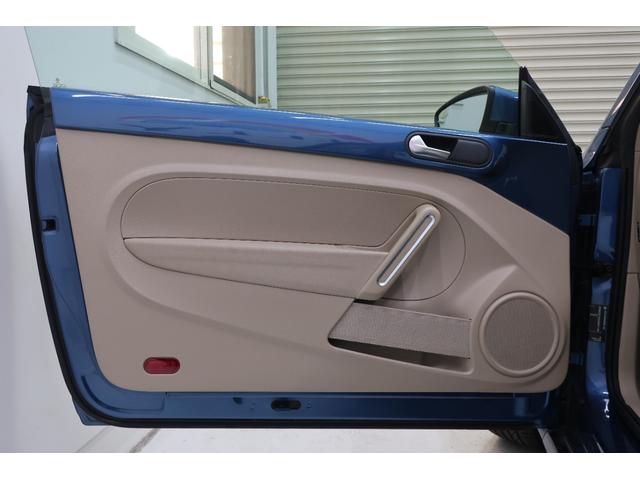 ザ・ビートル デザイン　ブラインドスポットディテクション　ＨＩＤヘッドランプ　純正ナビＴＶ　バックカメラ　ＥＴＣ　前後ドライブレコーダー　１６インチ純正ホイール　記録簿　スペアキー　禁煙車　スマートキー　プッシュスタート（71枚目）