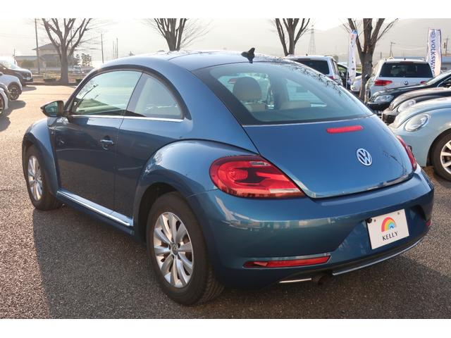 ザ・ビートル デザイン　ブラインドスポットディテクション　ＨＩＤヘッドランプ　純正ナビＴＶ　バックカメラ　ＥＴＣ　前後ドライブレコーダー　１６インチ純正ホイール　記録簿　スペアキー　禁煙車　スマートキー　プッシュスタート（77枚目）