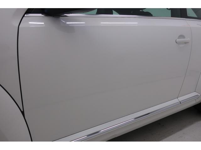 �t�H���N�X���[�Q���́A���x�������̃h�C�c�A�A�E�g�o�[���œO��I�ɒb��������Ă��܂����B������ł̈��|�I�Ȉ��萫�ƗD�ꂽ���s���\�́A�ߍ��Ȋ��Ő��܂ꂽ�u�v�Ԃ����E���̃h���C�o�[�ɑI�΂�闝�R�ł��B