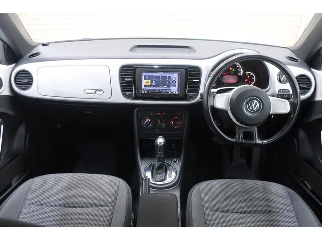 ザ・ビートル デザイン　社外ナビＴＶ　ＥＴＣ　ＨＩＤヘッドランプ　１６インチ純正ホイール　Ｂｌｕｅｔｏｏｔｈオーディオ　フォグランプ　革巻きステアリング　８スピーカー　記録簿　禁煙車（12枚目）