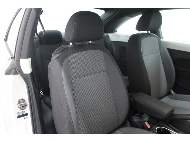 ザ・ビートル デザイン　社外ナビＴＶ　ＥＴＣ　ＨＩＤヘッドランプ　１６インチ純正ホイール　Ｂｌｕｅｔｏｏｔｈオーディオ　フォグランプ　革巻きステアリング　８スピーカー　記録簿　禁煙車（29枚目）