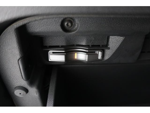 ザ・ビートル デザイン　社外ナビＴＶ　ＥＴＣ　ＨＩＤヘッドランプ　１６インチ純正ホイール　Ｂｌｕｅｔｏｏｔｈオーディオ　フォグランプ　革巻きステアリング　８スピーカー　記録簿　禁煙車（35枚目）