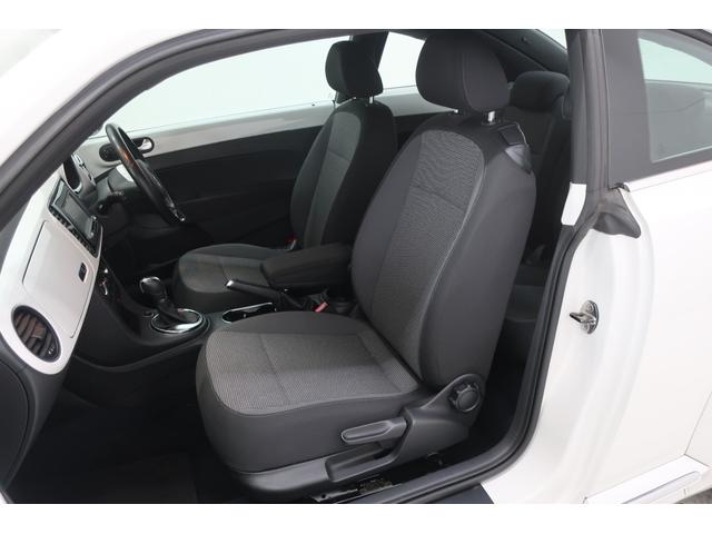 ザ・ビートル デザイン　社外ナビＴＶ　ＥＴＣ　ＨＩＤヘッドランプ　１６インチ純正ホイール　Ｂｌｕｅｔｏｏｔｈオーディオ　フォグランプ　革巻きステアリング　８スピーカー　記録簿　禁煙車（36枚目）