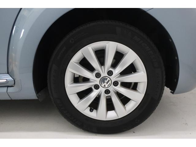 �t�H���N�X���[�Q���́A�����ȎԂł��낤�Ƒ傫�ȎԂł��낤�ƁA�i���ƈ��S���Ɉ�؂̑Ë������܂���B�N���X�𒴂����{�f�B�����A�d���ȃh�A�̕܂艹�́A���ׂĂ̎Ԏ�ɋ��ʂ���h�邬�Ȃ��i���̏؂ł��B