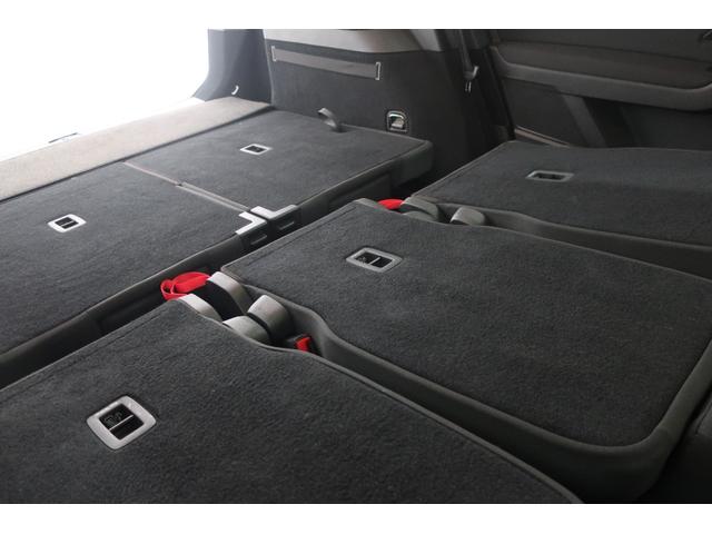 �t�H���N�X���[�Q���́A�����ȎԂł��낤�Ƒ傫�ȎԂł��낤�ƁA�i���ƈ��S���Ɉ�؂̑Ë������܂���B�N���X�𒴂����{�f�B�����A�d���ȃh�A�̕܂艹�́A���ׂĂ̎Ԏ�ɋ��ʂ���h�邬�Ȃ��i���̏؂ł��B