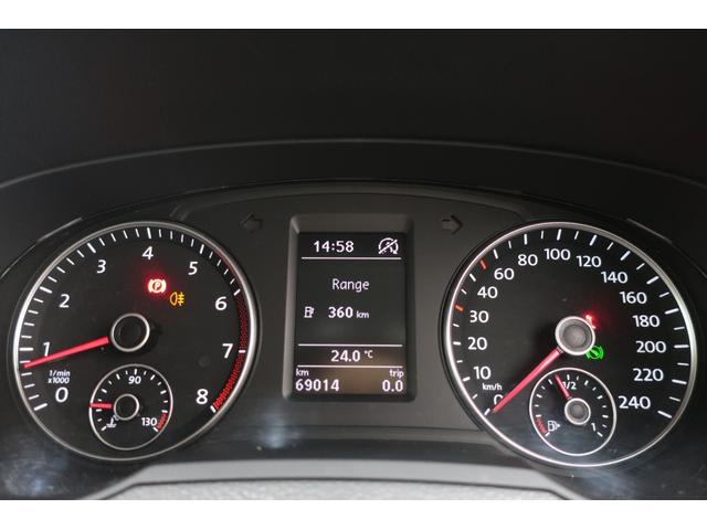 �t�H���N�X���[�Q���́A���x�������̃h�C�c�A�A�E�g�o�[���œO��I�ɒb��������Ă��܂����B������ł̈��|�I�Ȉ��萫�ƗD�ꂽ���s���\�́A�ߍ��Ȋ��Ő��܂ꂽ�u�v�Ԃ����E���̃h���C�o�[�ɑI�΂�闝�R�ł��B