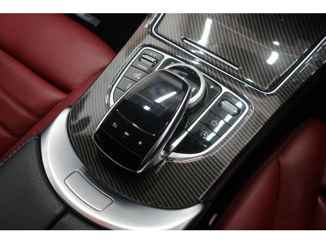 �����ȎԂł��낤�Ƒ傫�ȎԂł��낤�ƁA�i���ƈ��S���Ɉ�؂̑Ë������܂���B�N���X�𒴂����{�f�B�����A�d���ȃh�A�̕܂艹�́A���ׂĂ̎Ԏ�ɋ��ʂ���h�邬�Ȃ��i���̏؂ł��B