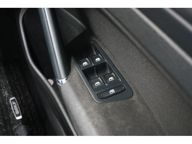 ゴルフヴァリアント ＴＳＩ　コンフォートライン　スマートキー　プッシュスタート　ＬＥＤヘッドランプ　純正ナビＴＶ　バックカメラ　記録簿　ドライブレコーダー　スペアキー　ＡＣＣ　１６インチ純正アルミホイール　ＥＴＣ２．０　レーンキープアシスト（30枚目）