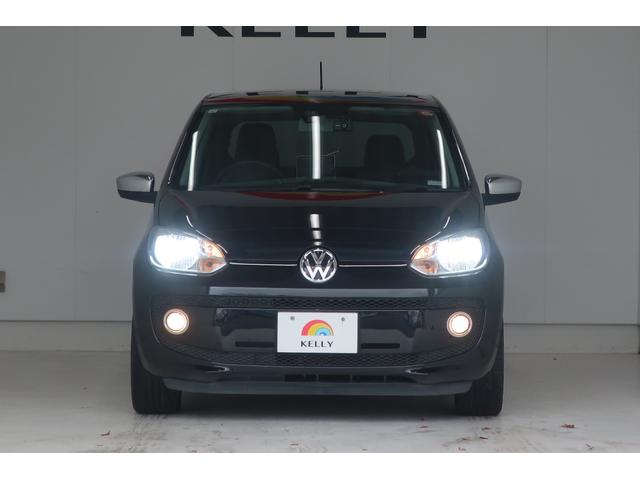 �t�H���N�X���[�Q���́A�����ȎԂł��낤�Ƒ傫�ȎԂł��낤�ƁA�i���ƈ��S���Ɉ�؂̑Ë������܂���B�N���X�𒴂����{�f�B�����A�d���ȃh�A�̕܂艹�́A���ׂĂ̎Ԏ�ɋ��ʂ���h�邬�Ȃ��i���̏؂ł��B