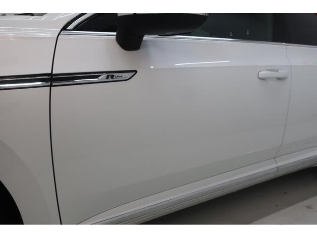 �t�H���N�X���[�Q���́A�����ȎԂł��낤�Ƒ傫�ȎԂł��낤�ƁA�i���ƈ��S���Ɉ�؂̑Ë������܂���B�N���X�𒴂����{�f�B�����A�d���ȃh�A�̕܂艹�́A���ׂĂ̎Ԏ�ɋ��ʂ���h�邬�Ȃ��i���̏؂ł��B