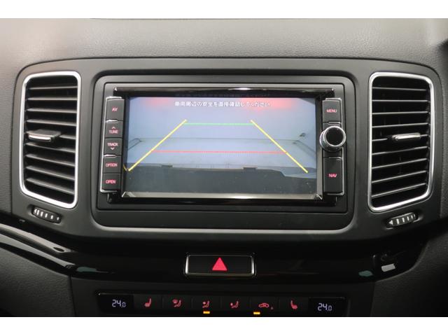 �t�H���N�X���[�Q���́A�����ȎԂł��낤�Ƒ傫�ȎԂł��낤�ƁA�i���ƈ��S���Ɉ�؂̑Ë������܂���B�N���X�𒴂����{�f�B�����A�d���ȃh�A�̕܂艹�́A���ׂĂ̎Ԏ�ɋ��ʂ���h�邬�Ȃ��i���̏؂ł��B