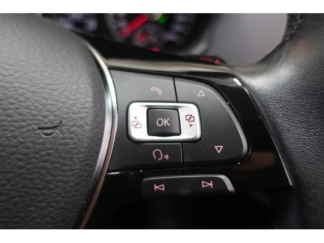 �t�H���N�X���[�Q���́A�����ȎԂł��낤�Ƒ傫�ȎԂł��낤�ƁA�i���ƈ��S���Ɉ�؂̑Ë������܂���B�N���X�𒴂����{�f�B�����A�d���ȃh�A�̕܂艹�́A���ׂĂ̎Ԏ�ɋ��ʂ���h�邬�Ȃ��i���̏؂ł��B