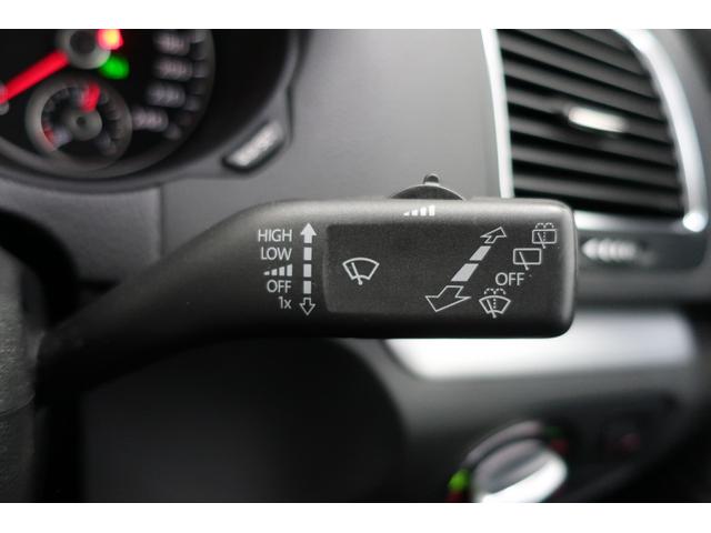 ＴＳＩ　コンフォートライン　純正ナビＴＶ　バックカメラ　ＡＣＣ　ＥＴＣ　記録簿　スペアキー　１６インチ純正ホイール　スマートキー　プッシュスタート　ＨＩＤヘッドランプ　Ｂｌｕｅｔｏｏｔｈ　ＵＳＢ端子　両側電動スライドドア（画像27）