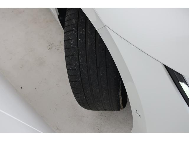 ＴＳＩ　４モーション　Ｒラインアドバンス　パノラマスライディングルーフ　ＨａｒｍａｎＫａｒｄｏｎプレミアムサウンドシステム　２０インチ純正アルミホイール　ドライブレコーダー　ＥＴＣ　ＬＥＤヘッドランプ　革シート　パワーバックドア（画像65）