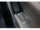 フォルクスワーゲンは、小さな車であろうと大きな車であろうと、品質と安全性に一切の妥協をしません。クラスを超えたボディ剛性、重厚なドアの閉まり音は、すべての車種に共通する揺るぎない品質の証です。
